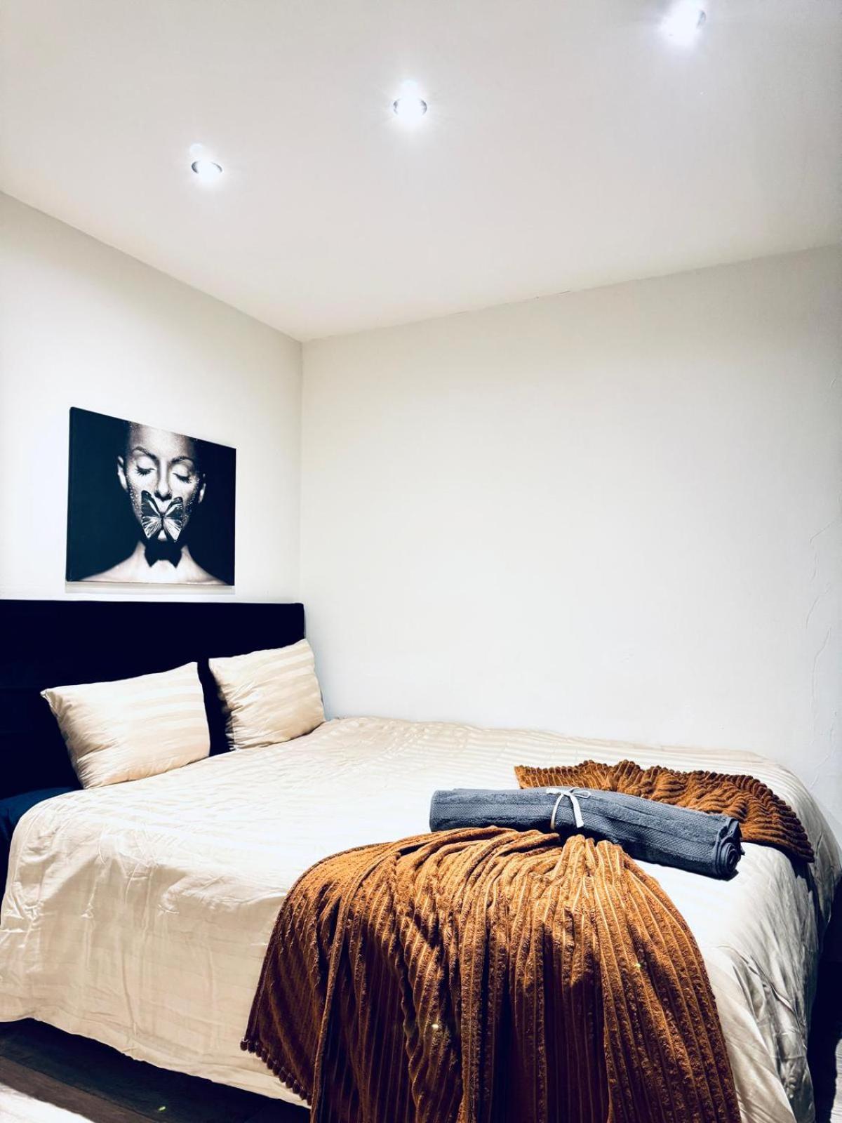 Elegant 5-br Shared Ideal For Groups & Families * Wenen