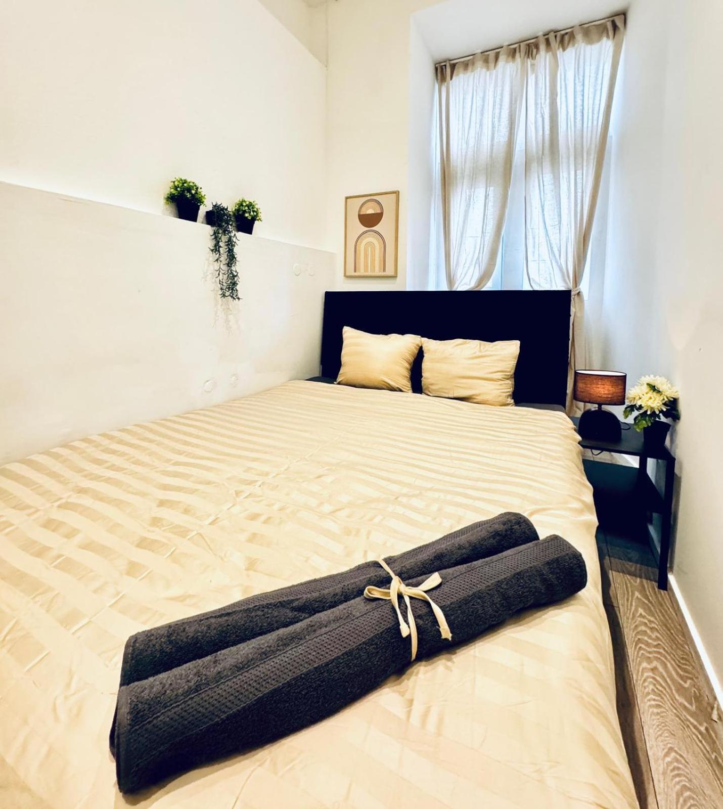 Elegant 5-br Shared Ideal For Groups & Families * Wenen