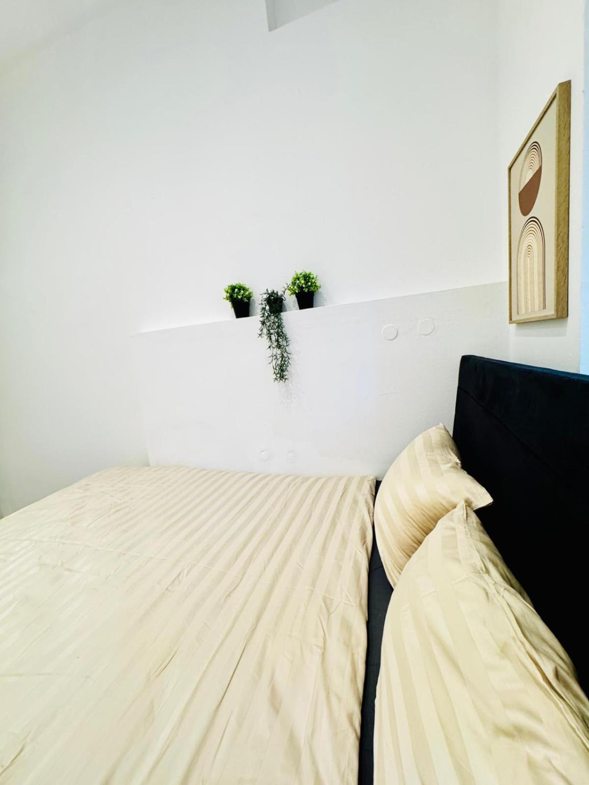 Elegant 5-br Shared Ideal For Groups & Families Appartement *
