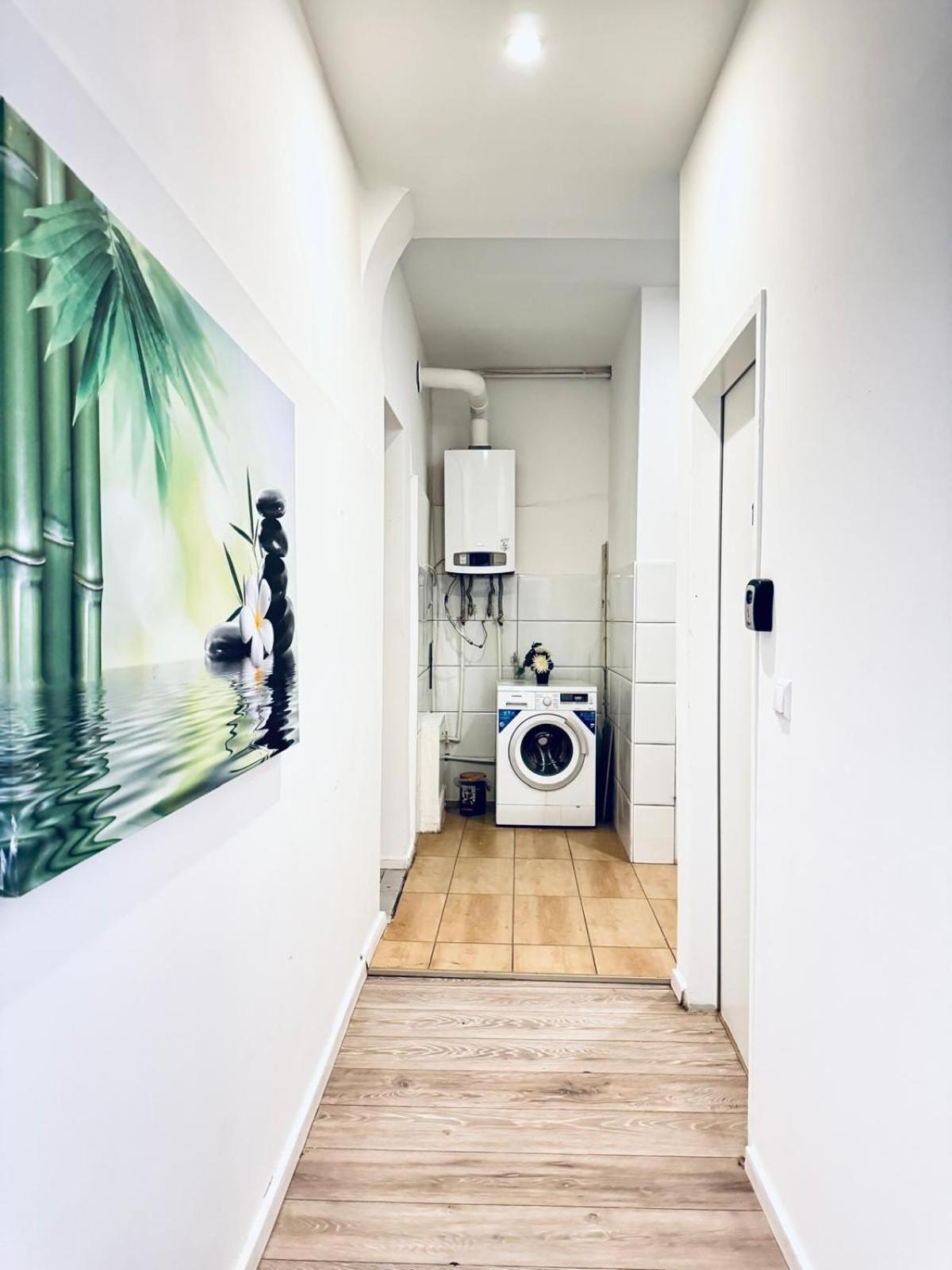 Elegant 5-br Shared Ideal For Groups & Families Wenen